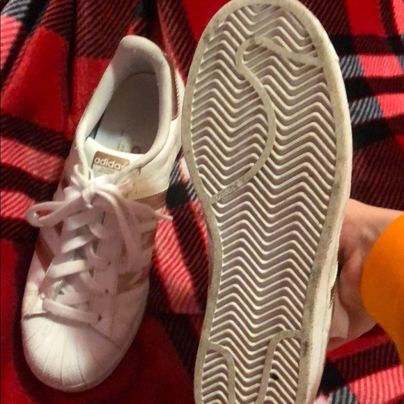 Adidas superstars - Picture 2 of 2